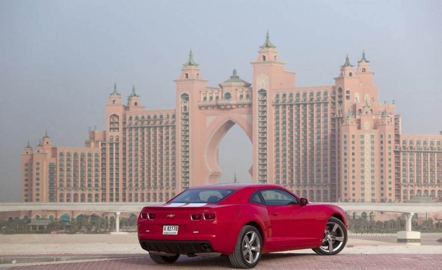  Chevrolet Camaro 2010 года  (фото 25 из 370)